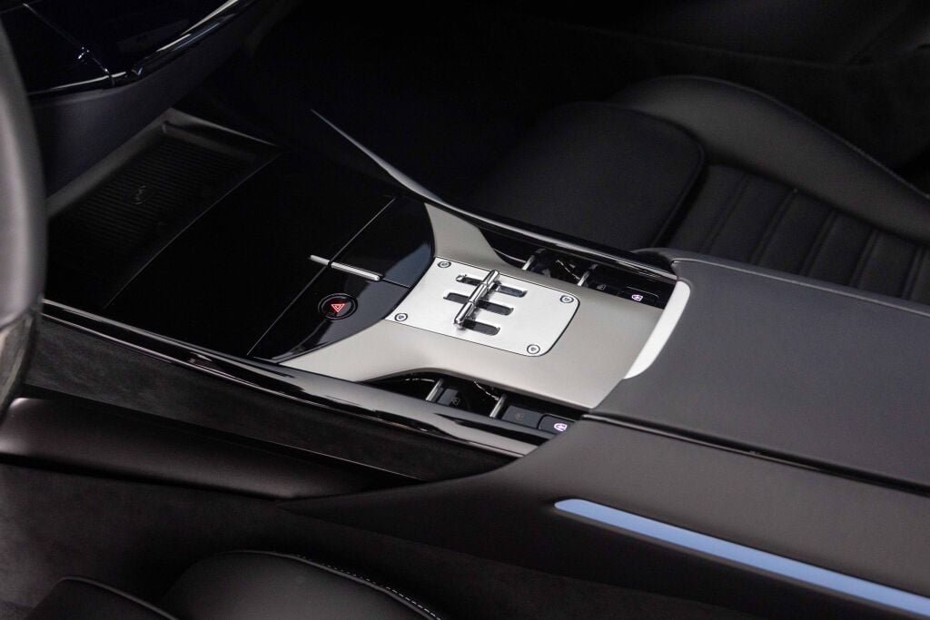 Used 2026 Ferrari Purosangue AWD/4WD image 53