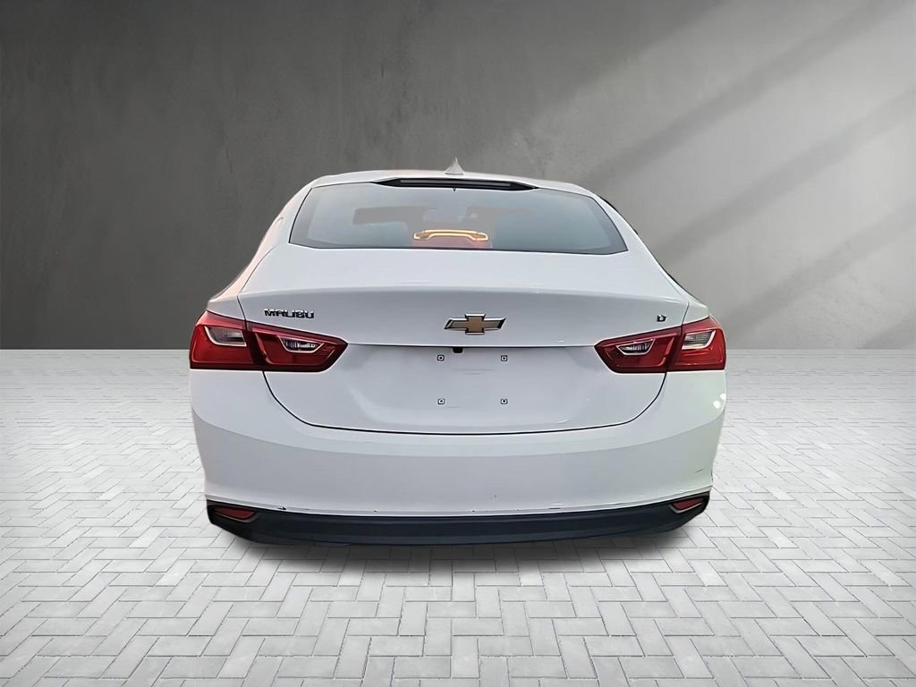 Used 2023 Chevrolet Malibu LT image 4