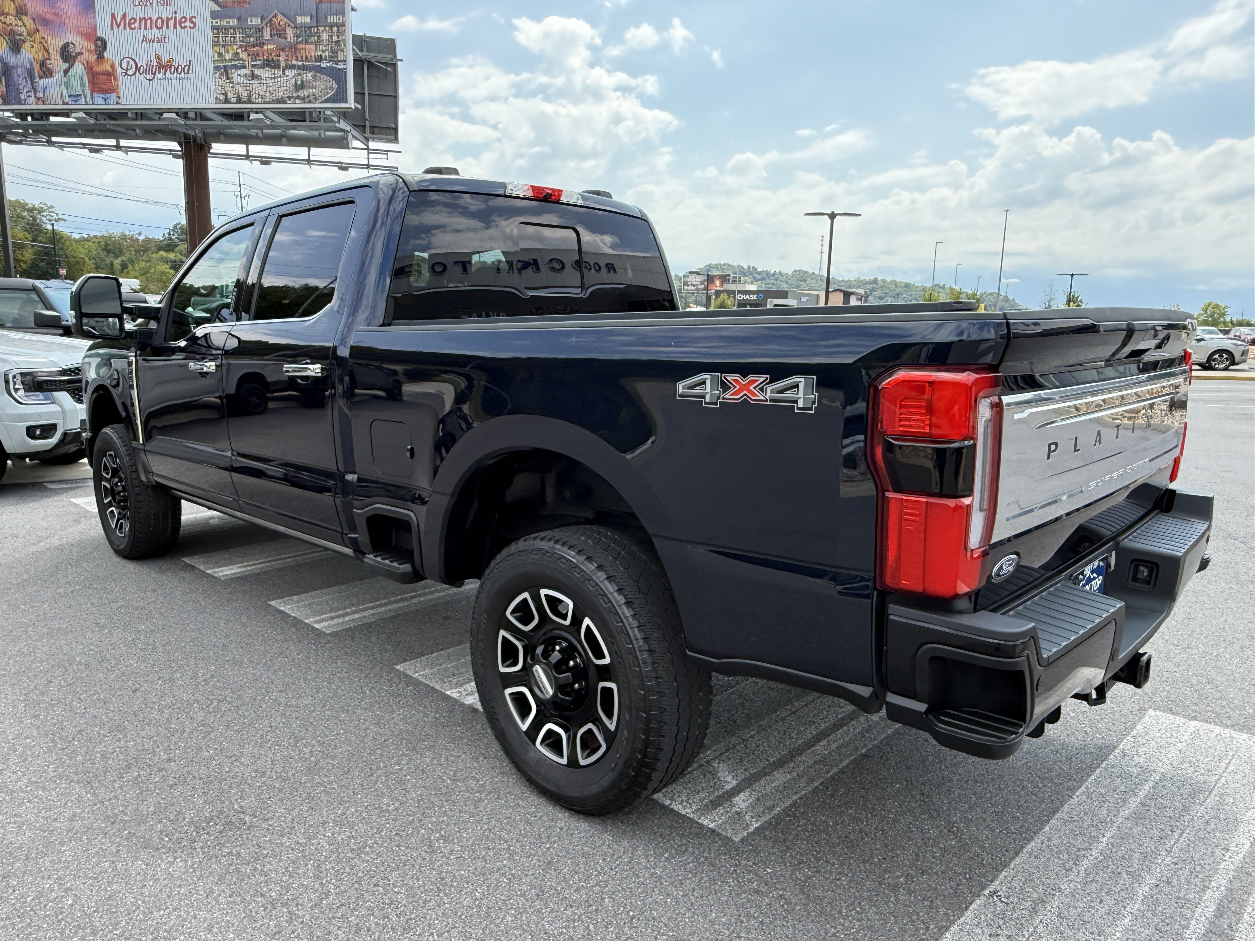 Used 2023 Ford F250 Platinum AWD/4WD image 7