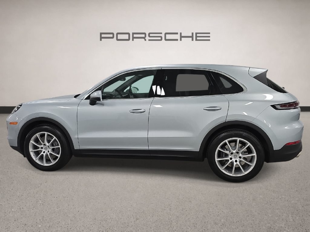 Certified 2024 Porsche Cayenne AWD/4WD image 2