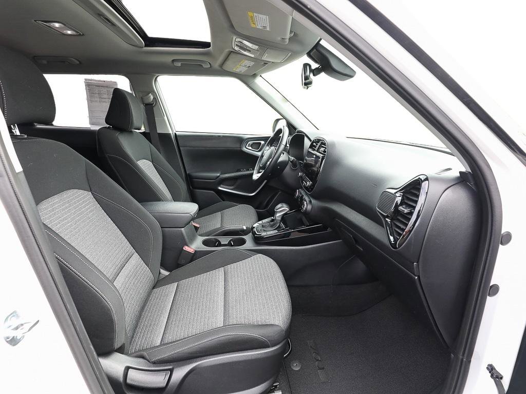 Used 2023 Kia Soul EX FWD image 22