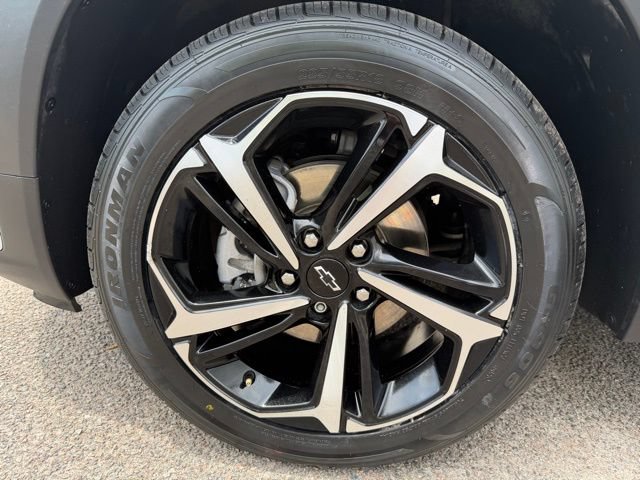 Used 2023 Chevrolet TrailBlazer RS AWD/4WD image 29