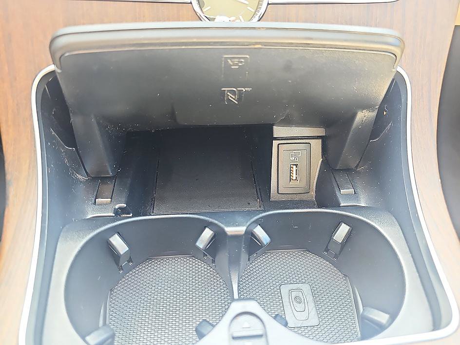 Used 2020 Mercedes-Benz C 300 4MATIC Sedan image 26
