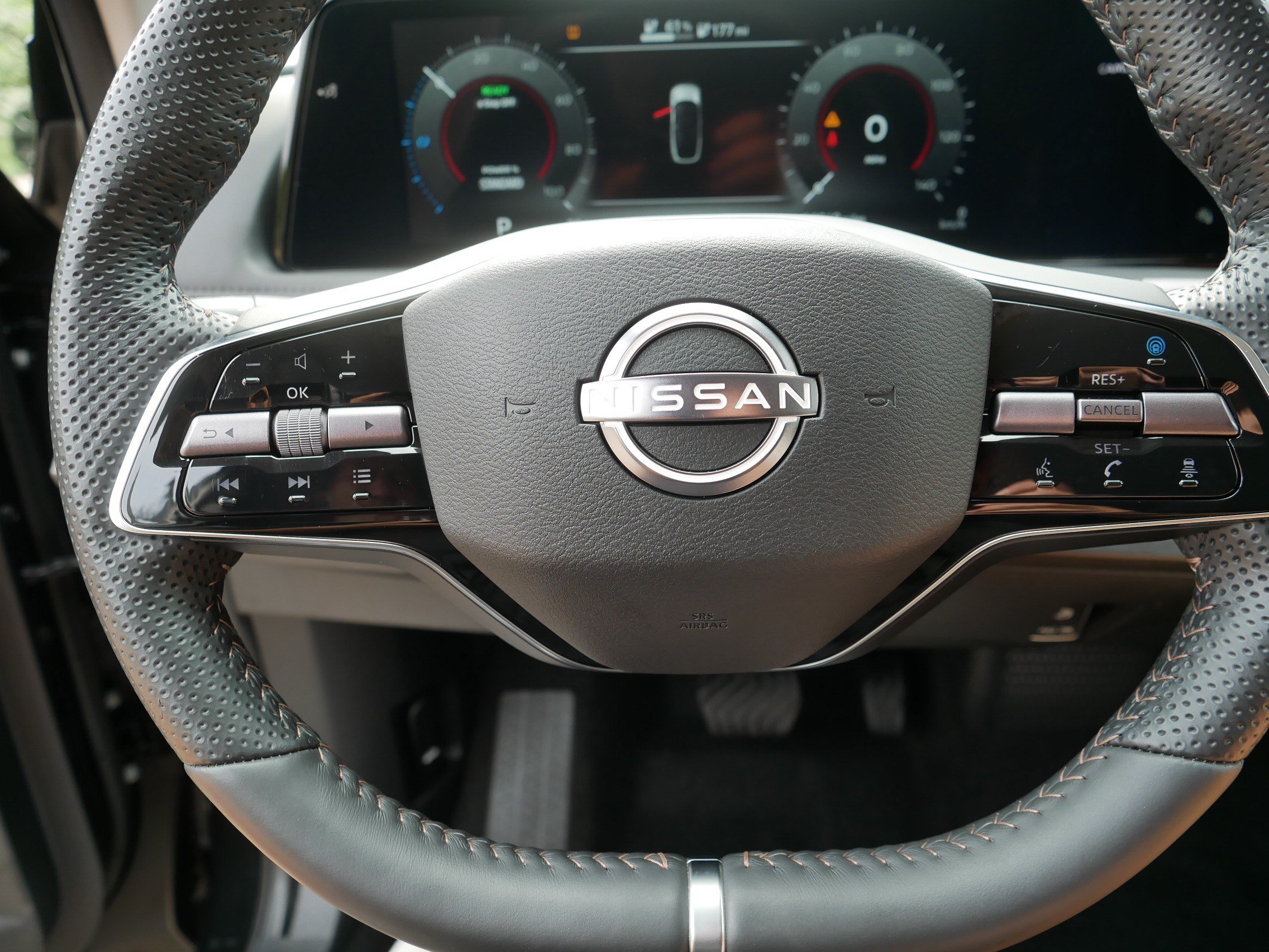Certified 2024 Nissan Ariya AWD image 25