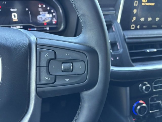 Used 2024 GMC Yukon XL SLT w/ SLT Premium Package image 15