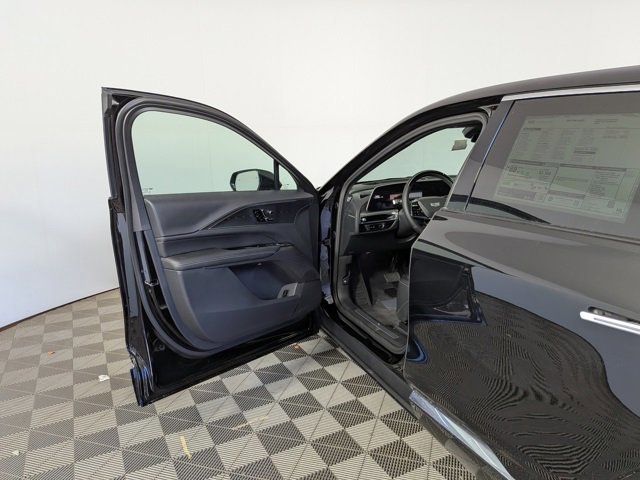 New 2026 Cadillac Lyriq Luxury image 14