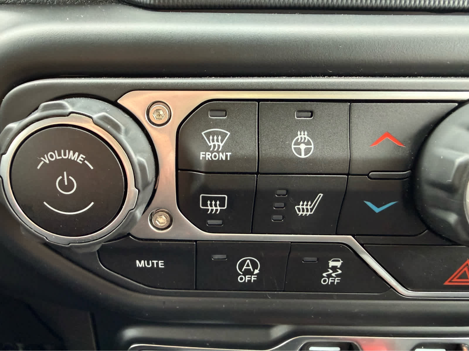 Used 2023 Jeep Gladiator Sport AWD/4WD image 22