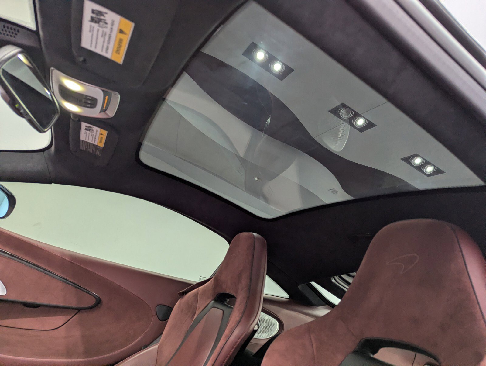 Used 2022 McLaren GT image 9