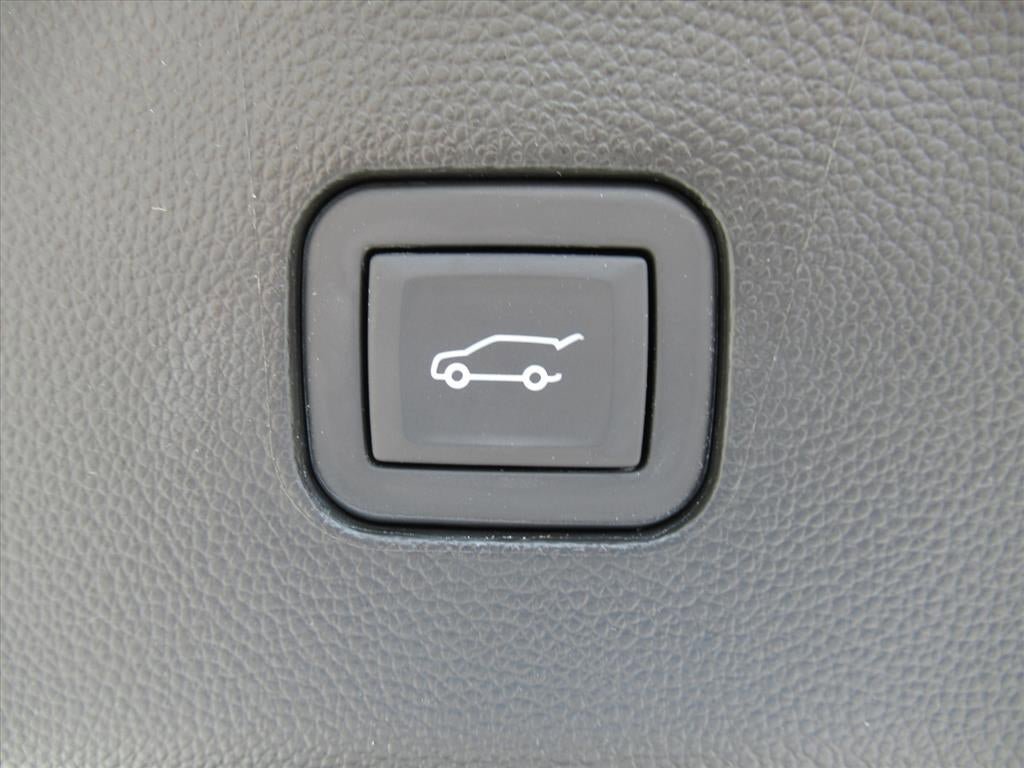 Used 2024 Buick Enclave Essence w/ Technology Package FWD image 36