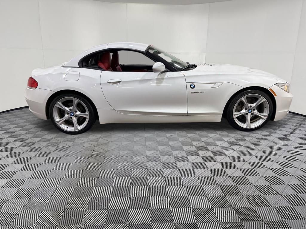 Used 2012 BMW Z4 sDrive28i RWD image 10