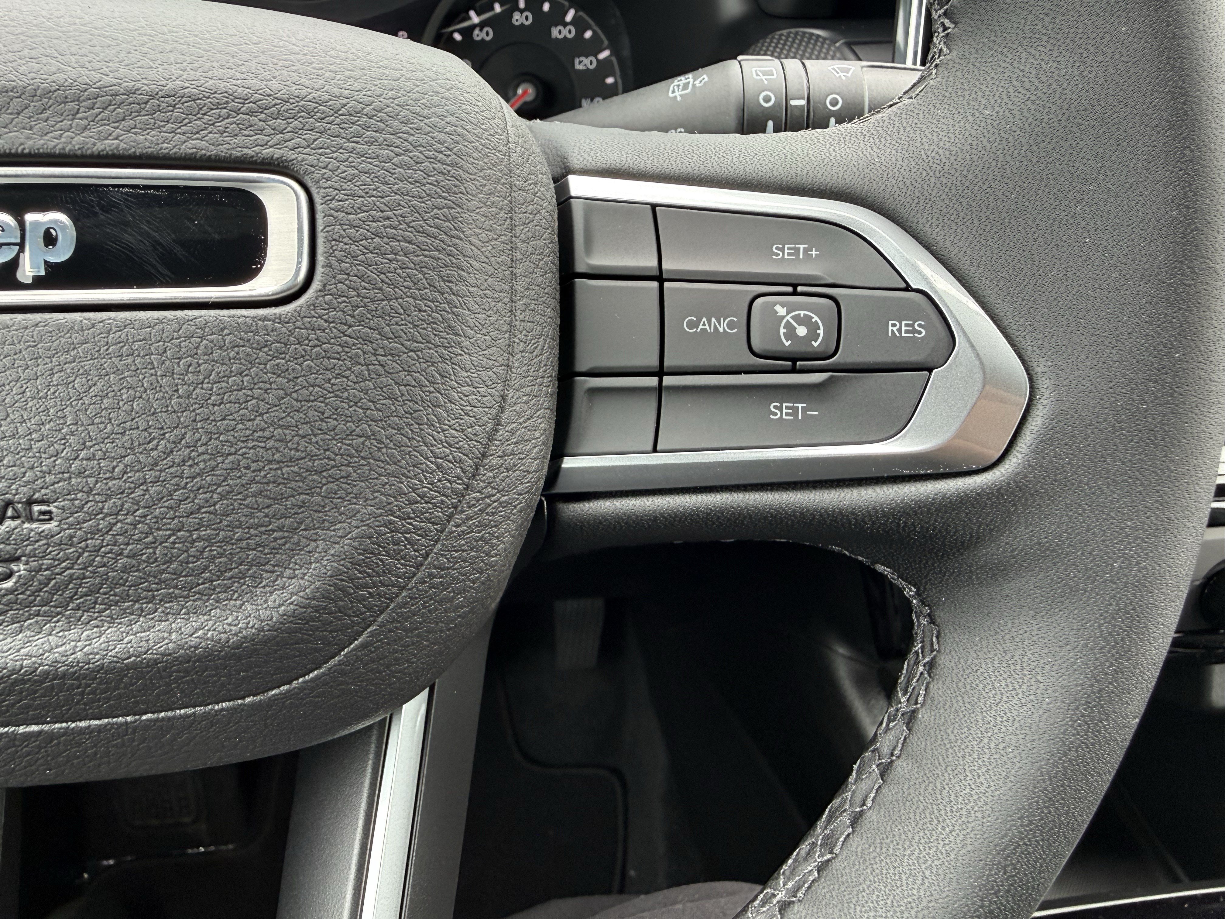 New 2026 Jeep Compass Latitude AWD/4WD image 19