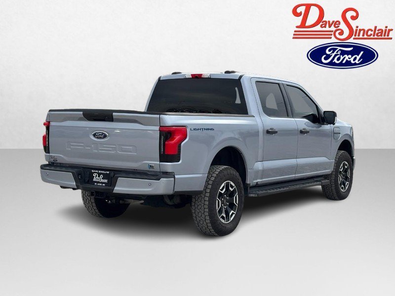 Used 2022 Ford F150 Lightning XLT w/ Max Trailer Tow Package AWD/4WD image 7