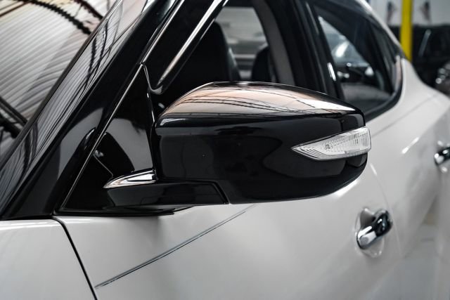 Used 2016 Nissan Maxima SR image 39