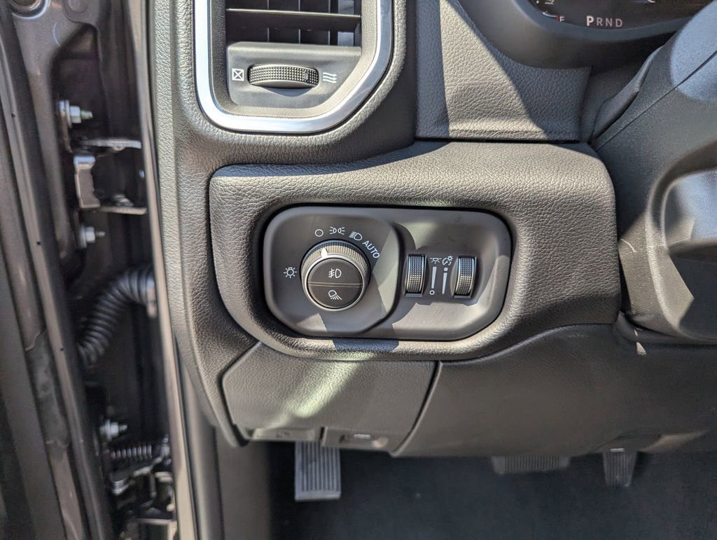 New 2025 RAM 3500 Laramie w/ Sport Appearance Package AWD/4WD image 19