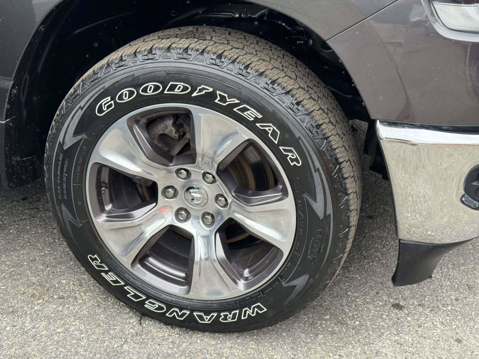 Used 2023 RAM 1500 Laramie AWD/4WD image 9