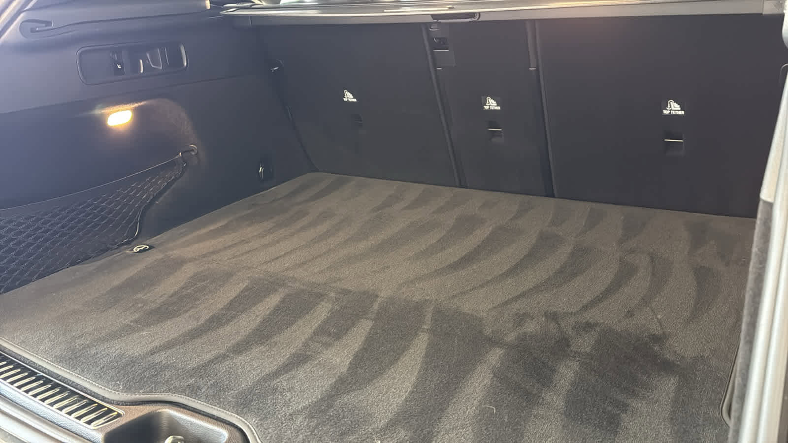 Used 2025 Mercedes-Benz GLC 300 4MATIC image 32