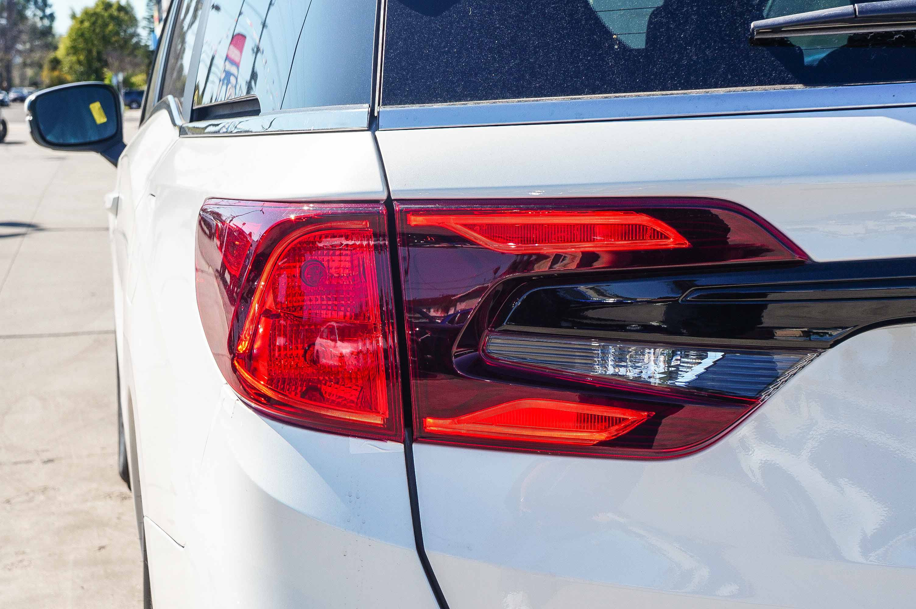 New 2026 Honda Odyssey EX-L image 9