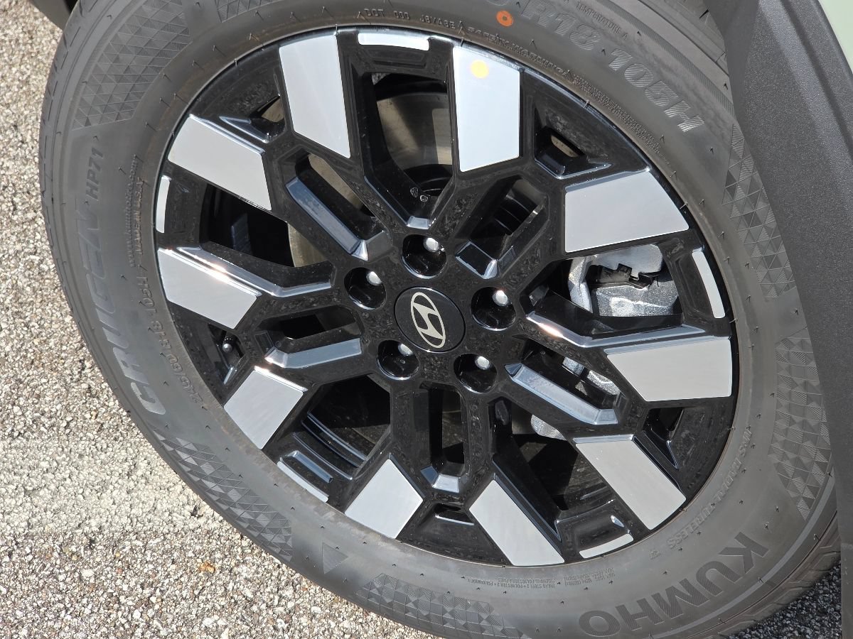 New 2027 Hyundai Santa Cruz SE AWD/4WD image 12