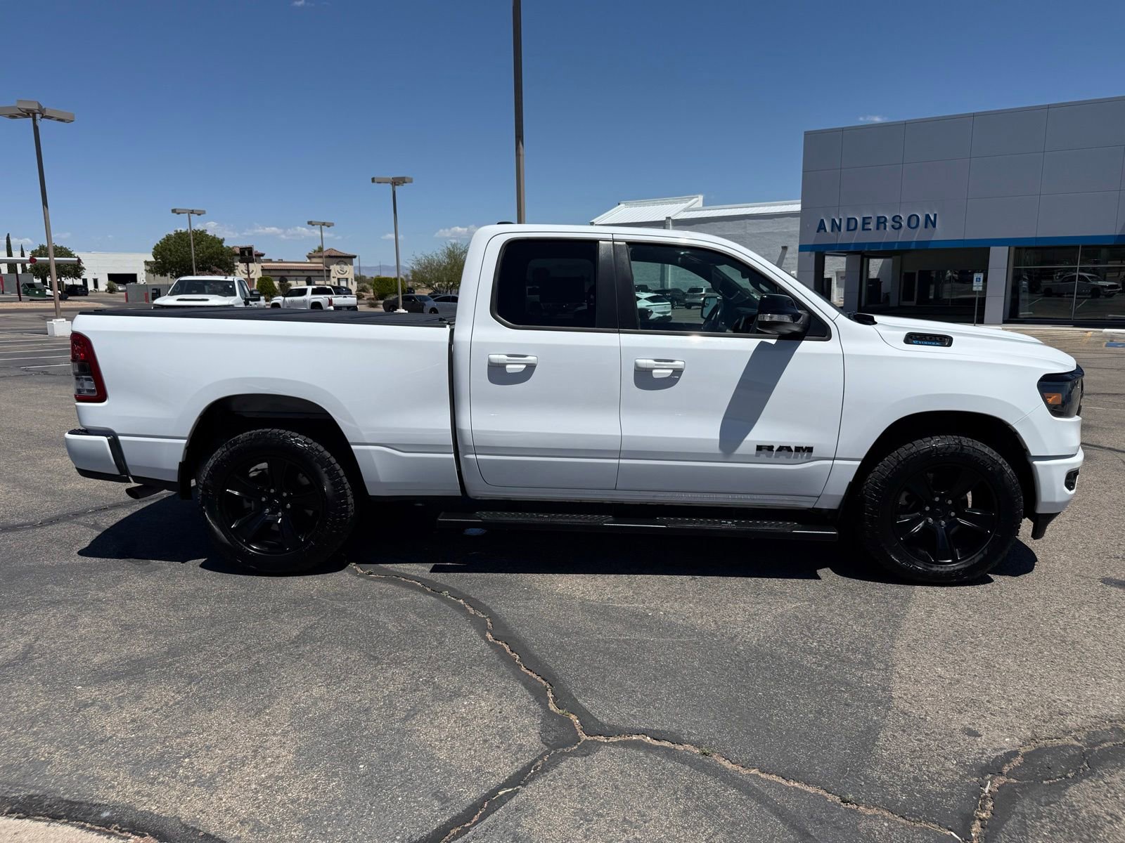 Used 2022 RAM 1500 Big Horn AWD/4WD image 5