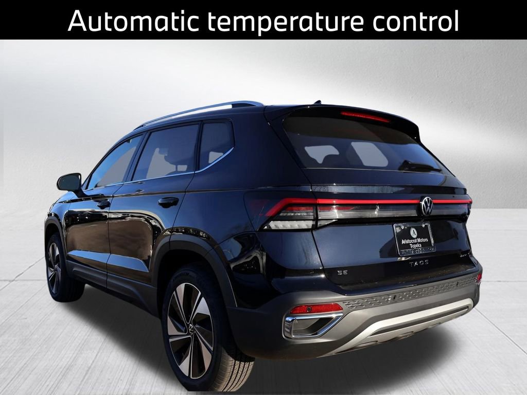 Used 2025 Volkswagen Taos SE image 7