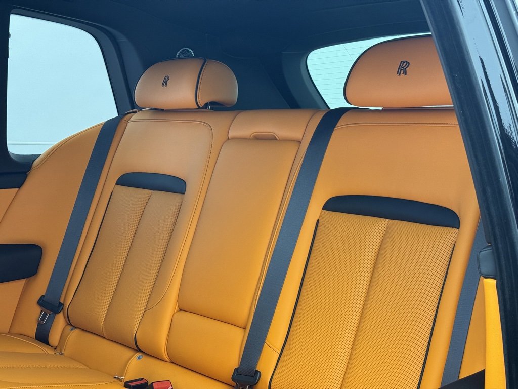 New 2026 Rolls-Royce Cullinan image 19