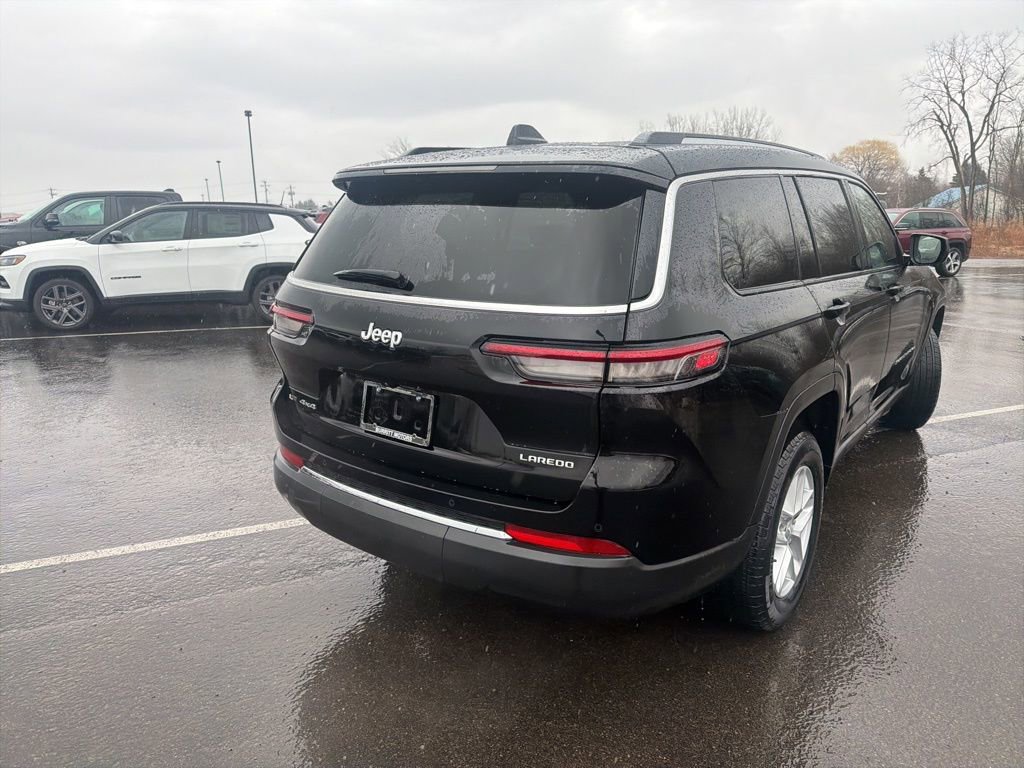 Used 2023 Jeep Grand Cherokee L Laredo image 7