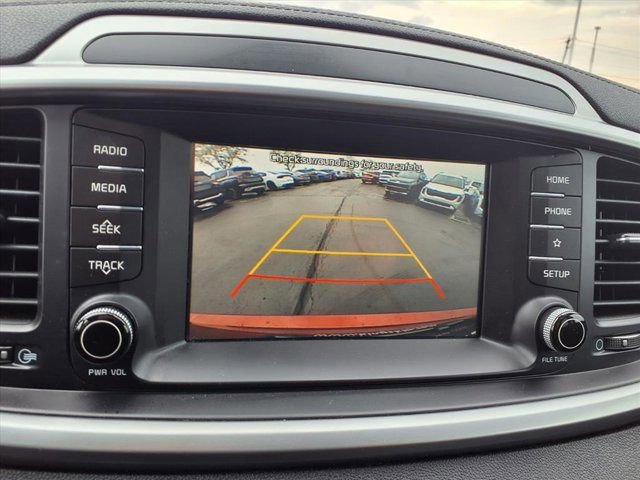 Certified 2020 Kia Sorento EX image 15