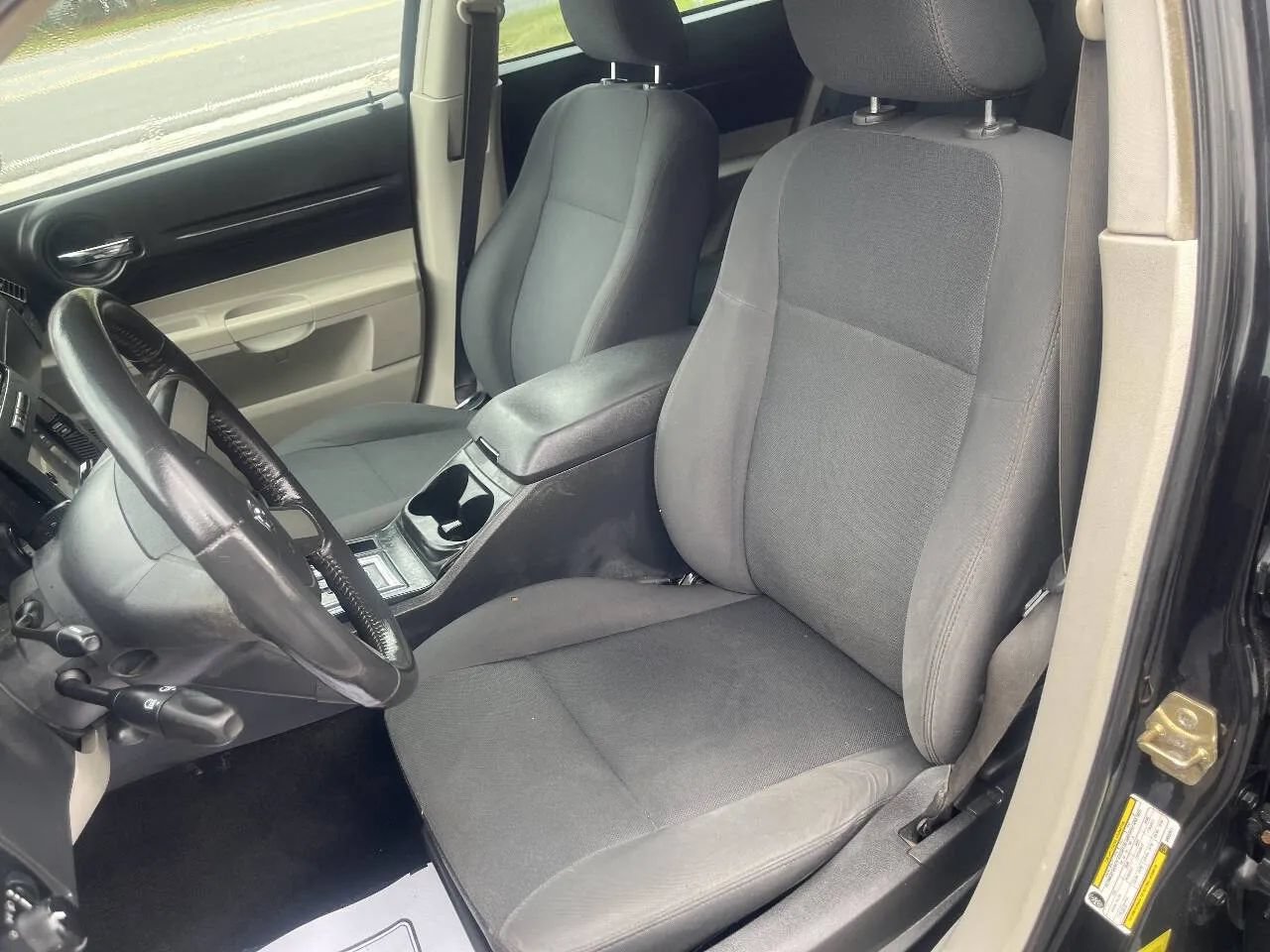 Used 2006 Dodge Magnum SE RWD image 17