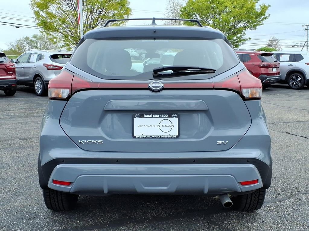 Used 2022 Nissan Kicks SV w/ Exterior Package FWD image 4