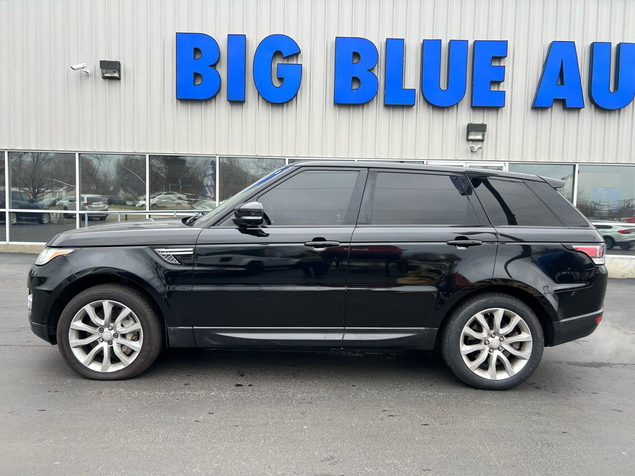 Used 2014 Land Rover Range Rover Sport Supercharged image 2