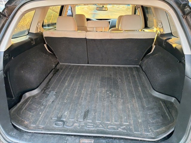Used 2013 Subaru Outback 2.5i Premium image 9