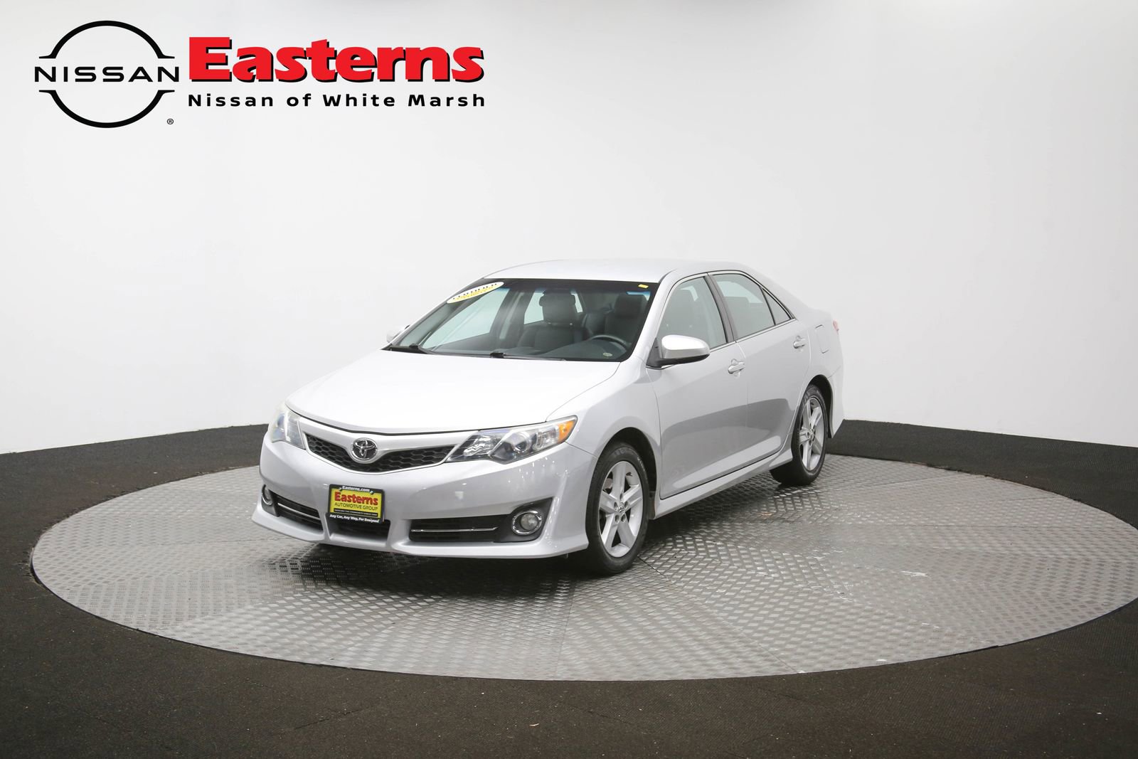 Used 2014 Toyota Camry SE FWD image 54