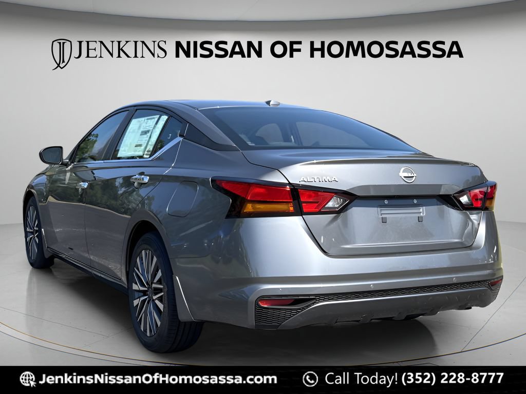 New 2025 Nissan Altima 2.5 SV FWD image 6