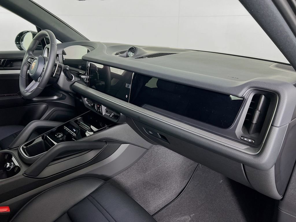 New 2026 Porsche Cayenne Coupe image 31