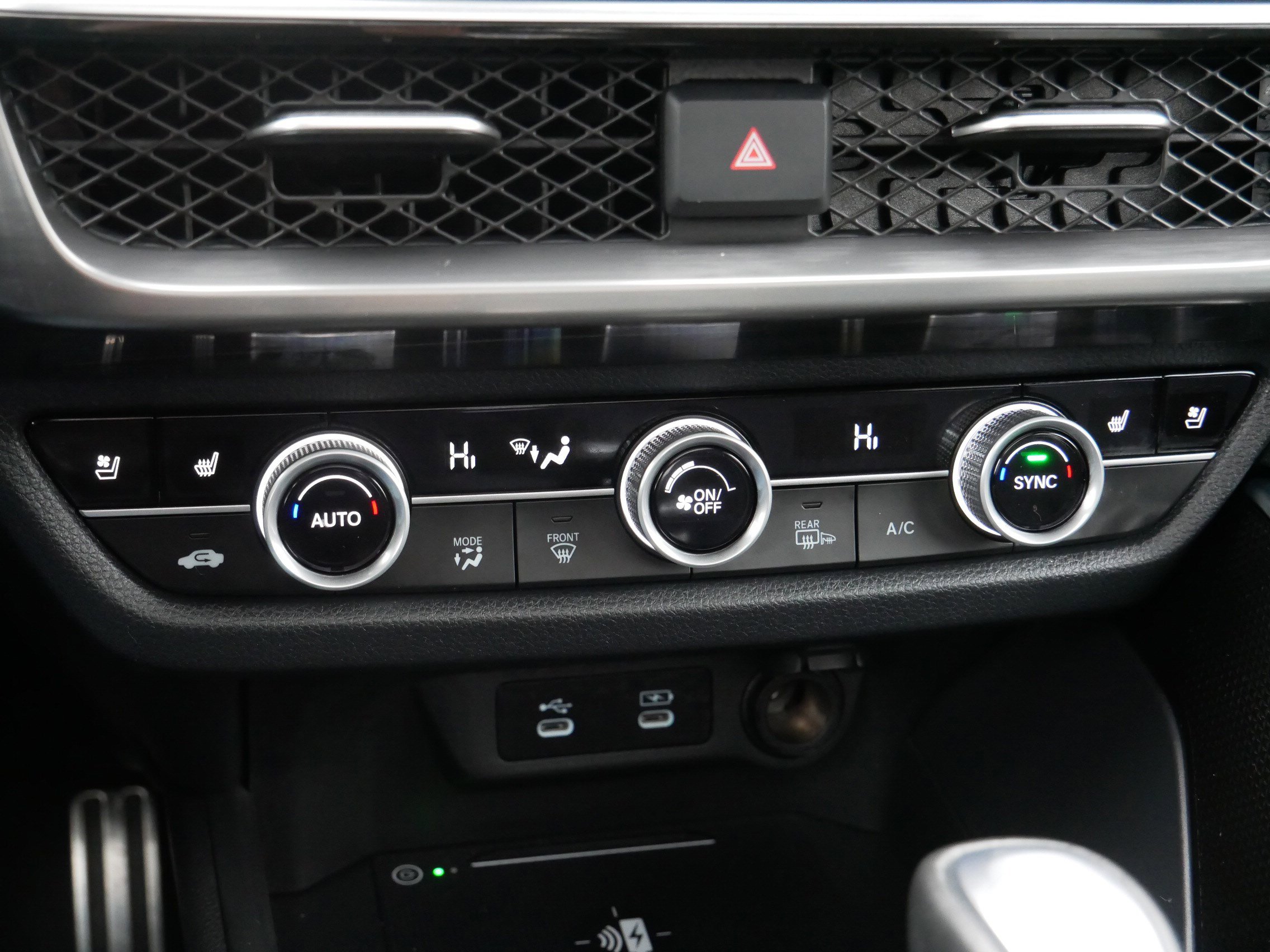 Used 2025 Acura ADX A-Spec image 23