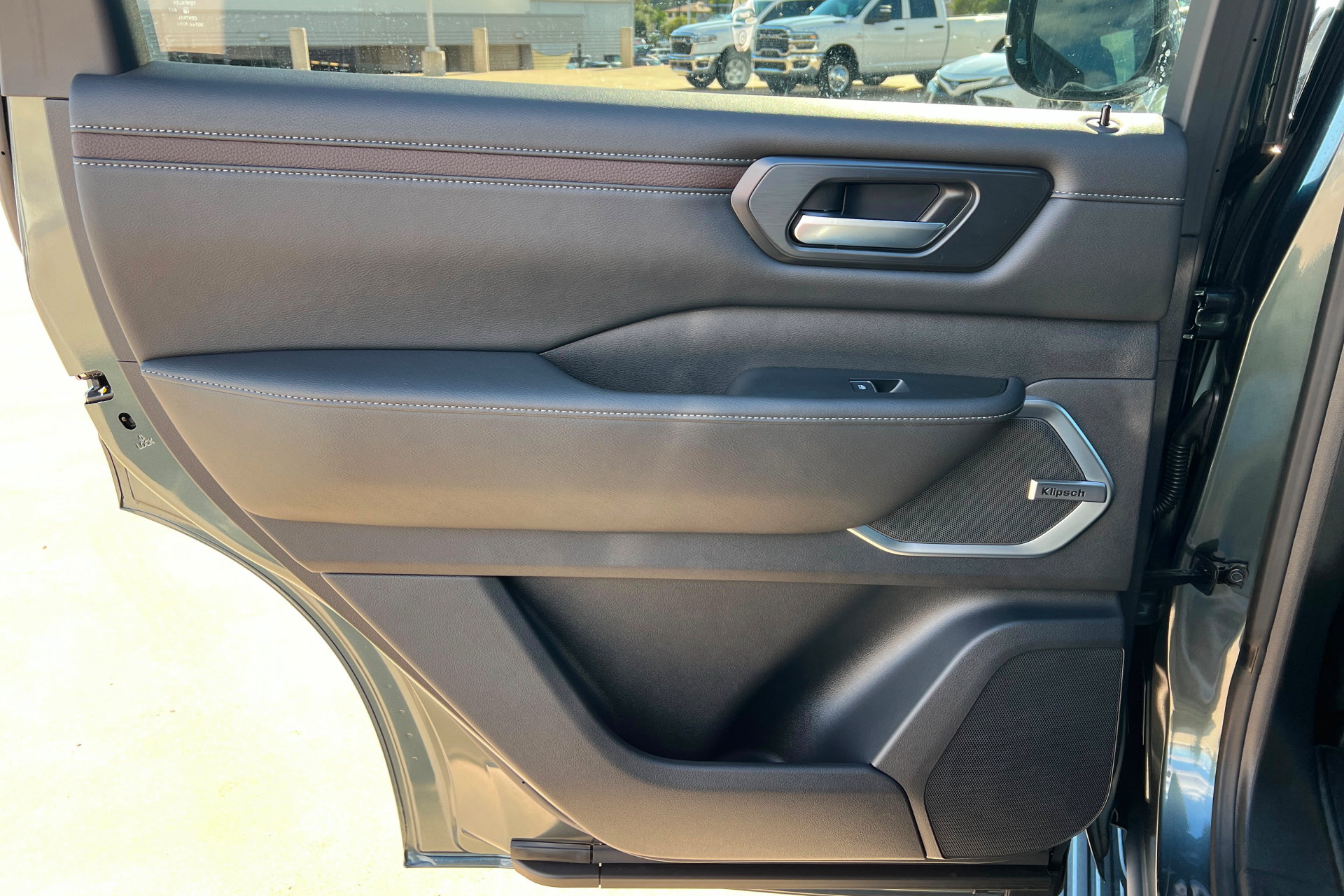 New 2027 Nissan Armada Platinum Reserve AWD/4WD image 18