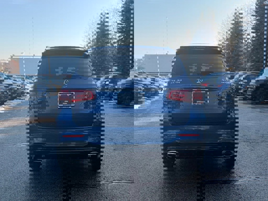 Used 2022 Mercedes-Benz GLC 300 4MATIC image 5