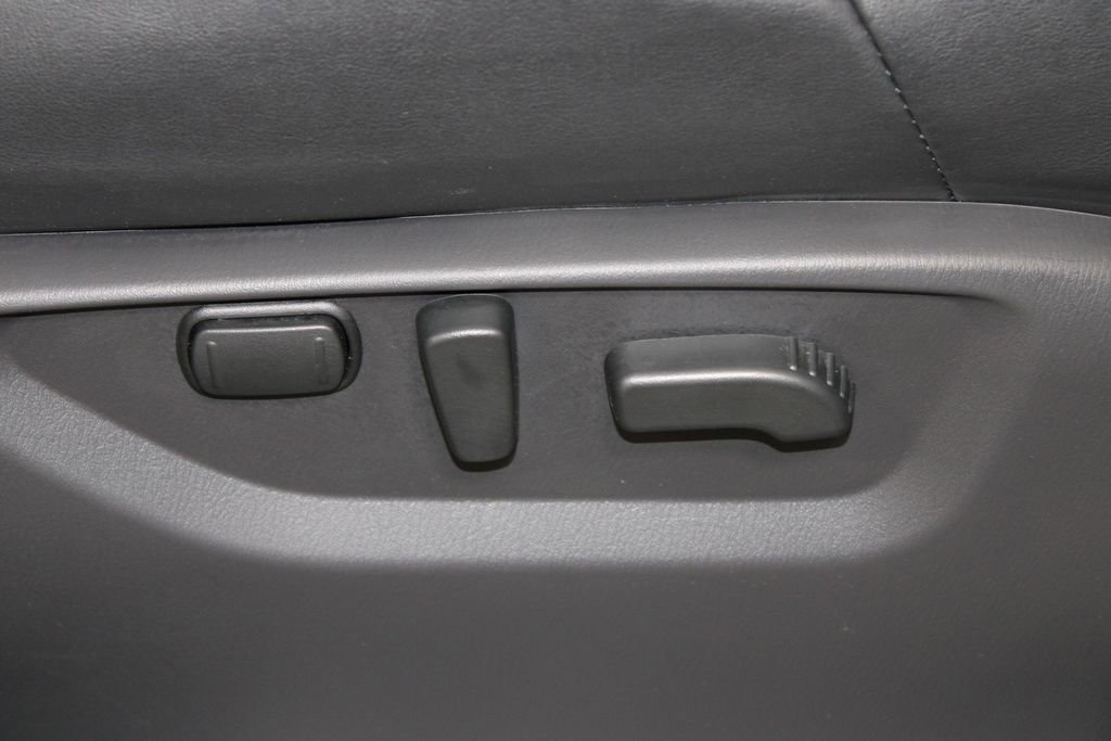 Used 2024 Nissan Armada SV image 28