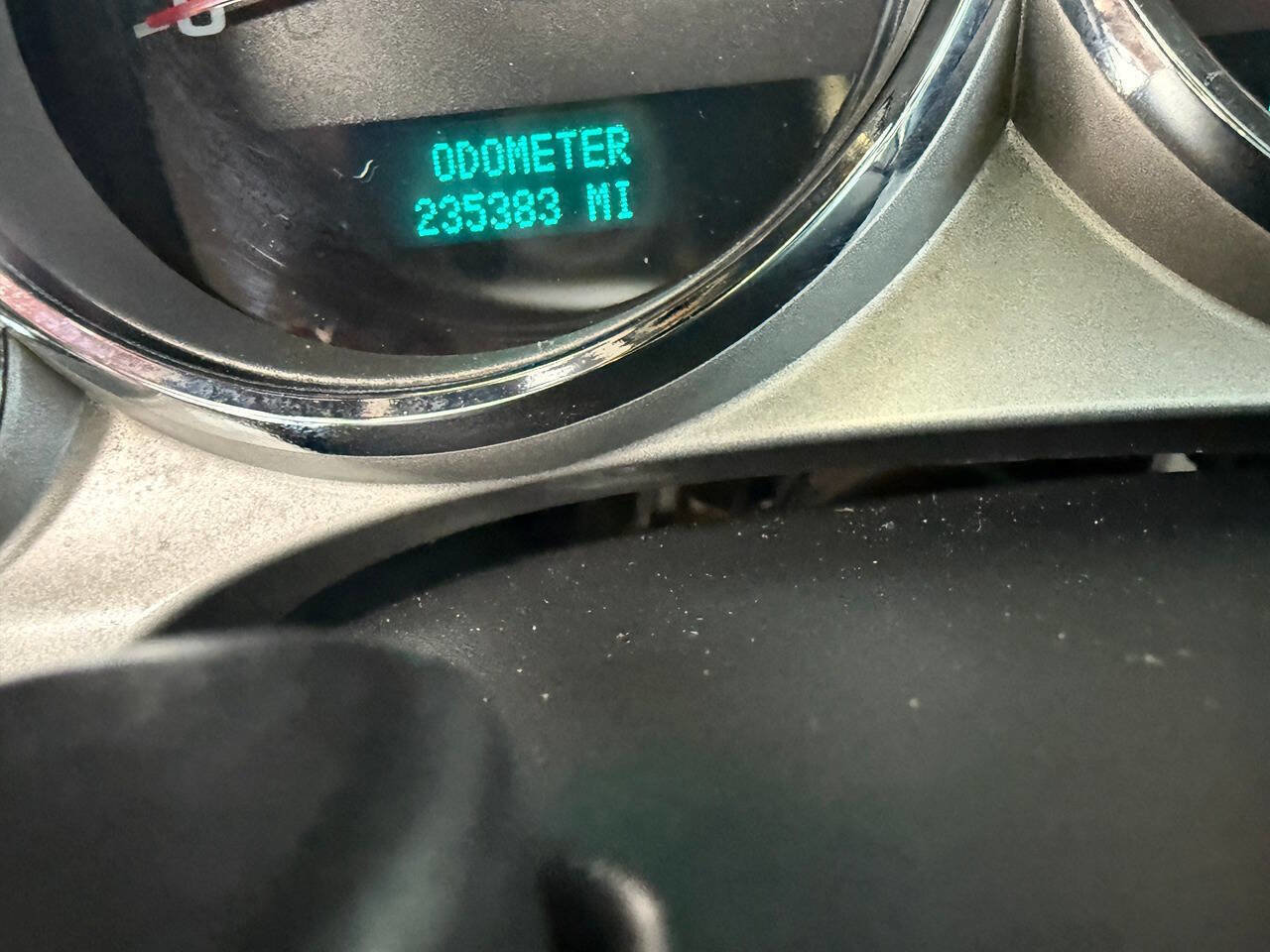 Used 2008 Chevrolet Silverado 1500 LT w/ EZ-Lift Tailgate Package AWD/4WD image 13