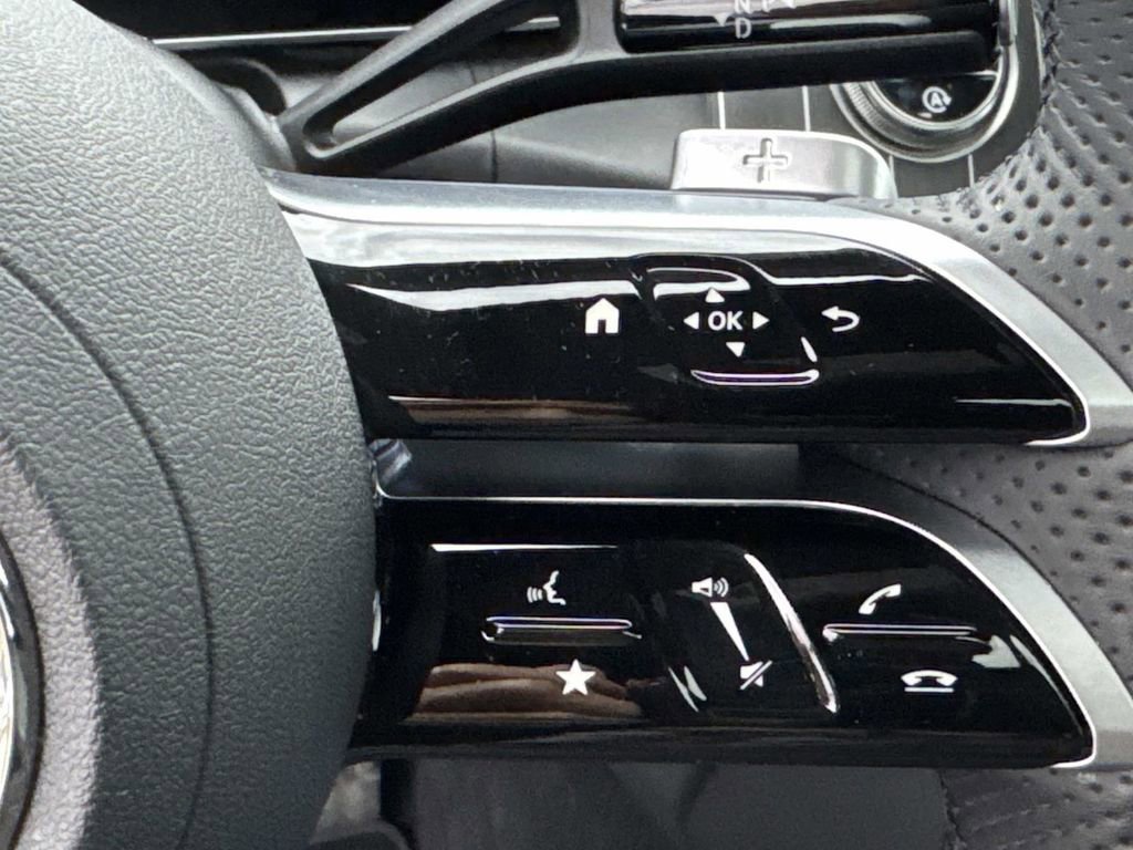 Certified 2025 Mercedes-Benz GLC 300 4MATIC image 25