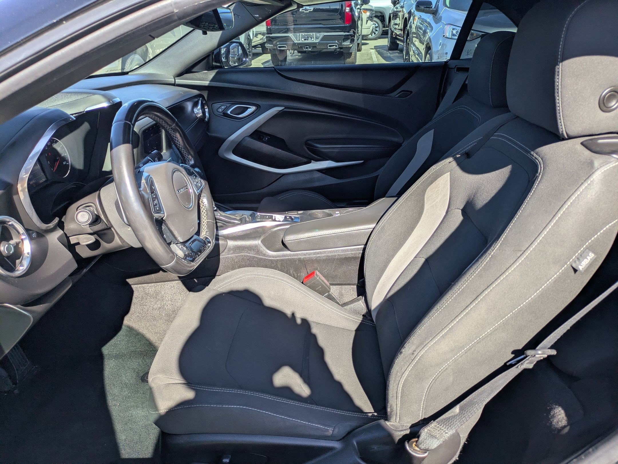 Used 2021 Chevrolet Camaro LT image 10