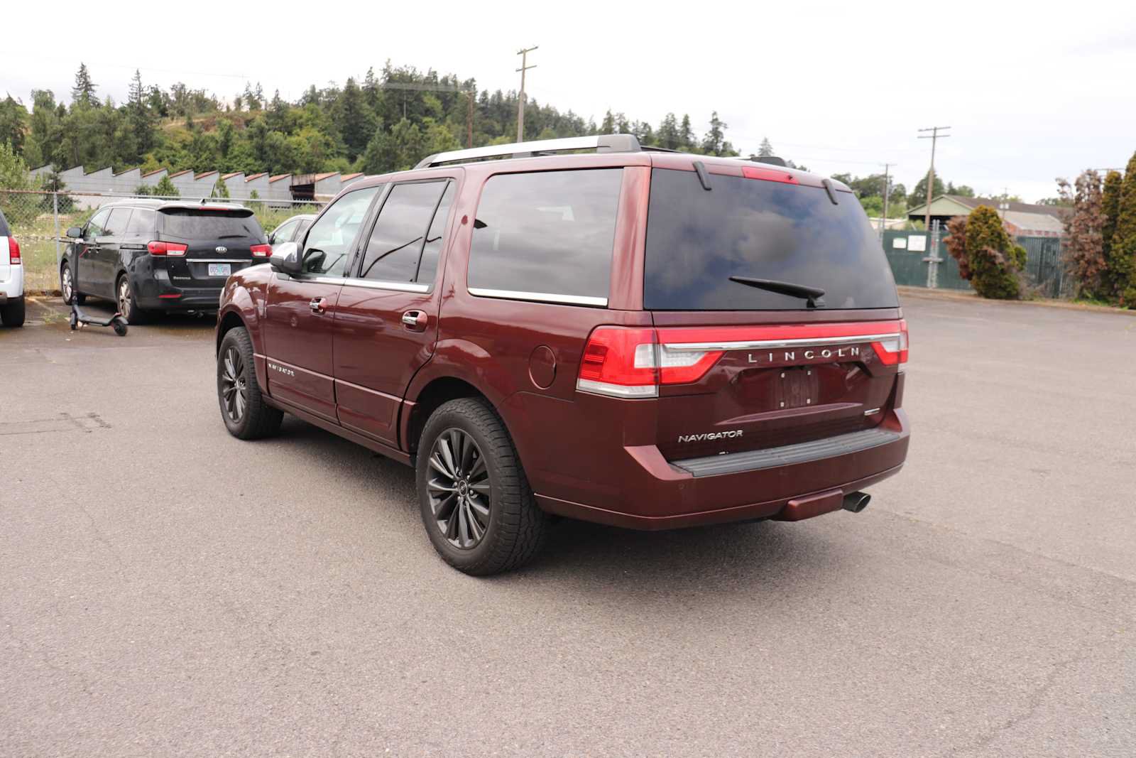 Used 2015 Lincoln Navigator 4WD image 7