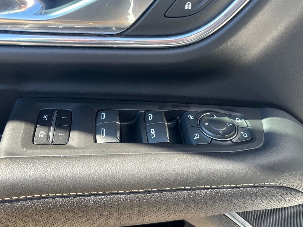 Used 2023 Chevrolet Tahoe Premier image 6