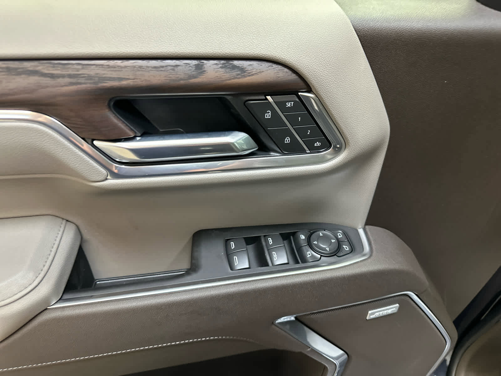 New 2026 GMC Sierra 1500 SLT w/ SLT Convenience Package image 20