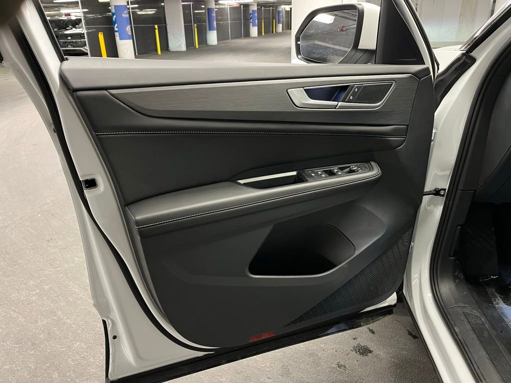 New 2026 Volkswagen Atlas Cross Sport SE AWD/4WD image 18