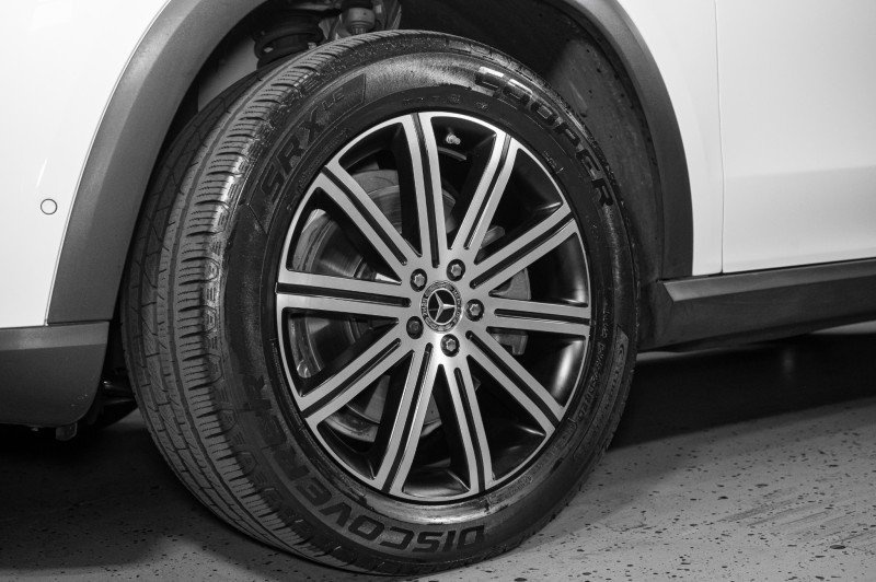 Certified 2024 Mercedes-Benz GLE 350 4MATIC image 9