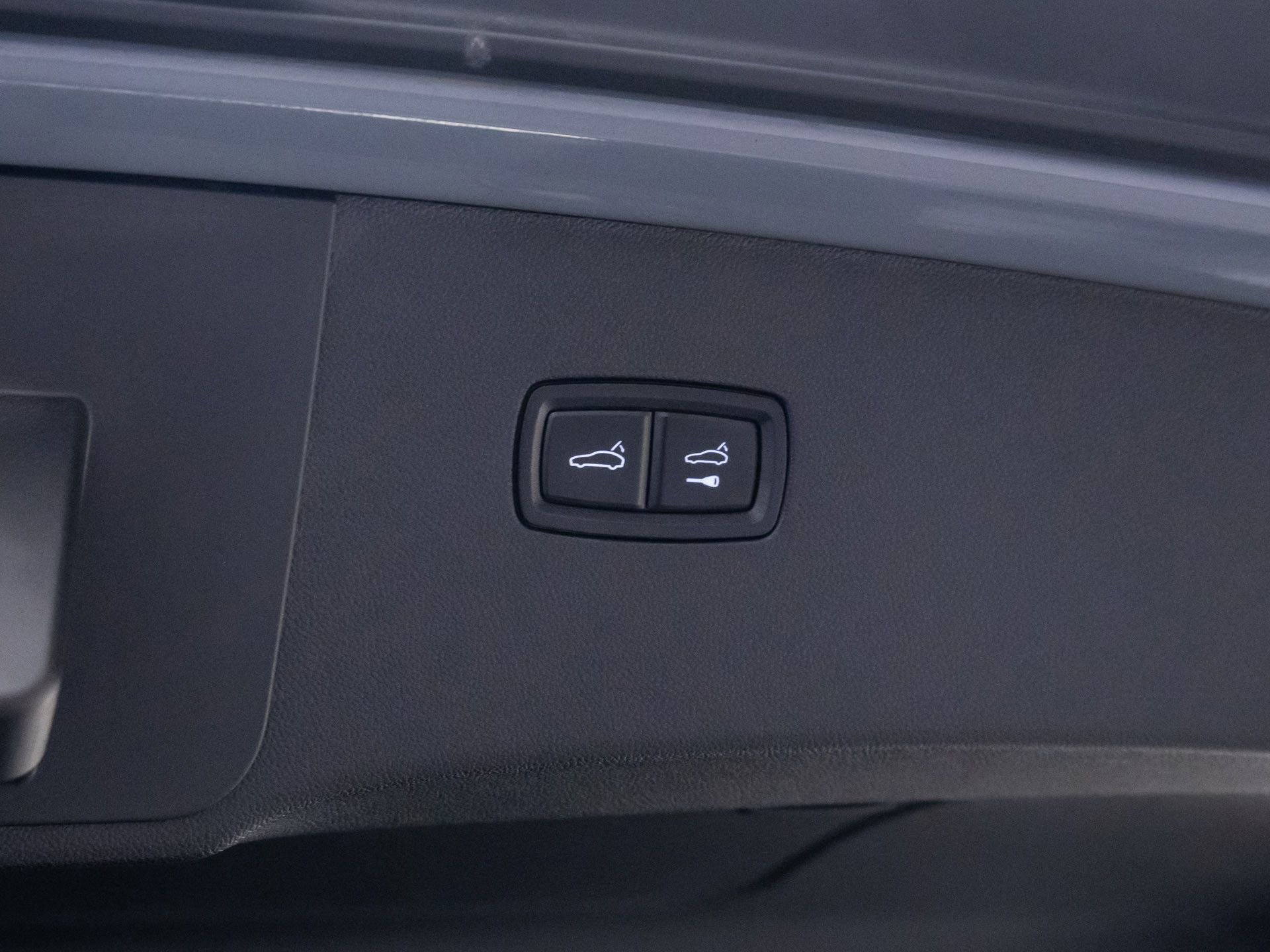 Certified 2024 Porsche Cayenne Turbo GT image 35