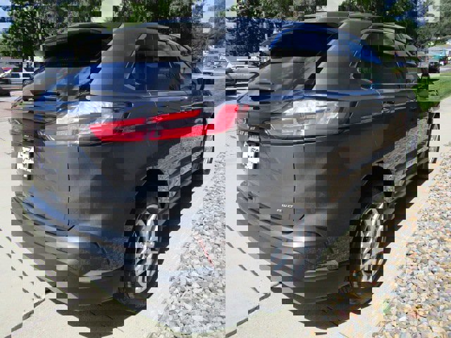Used 2024 Ford Edge SEL image 7