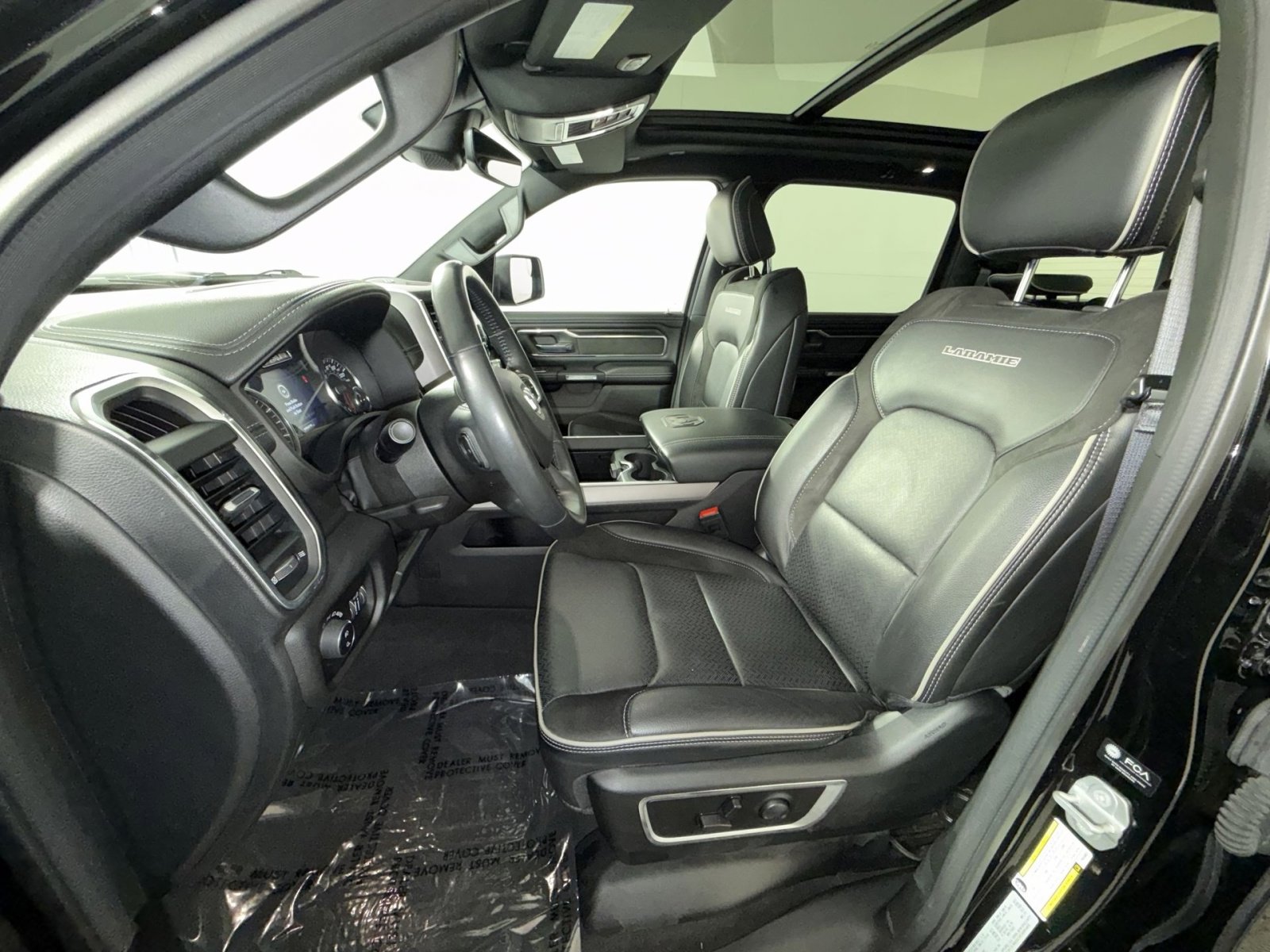 Used 2023 RAM 1500 Laramie image 13