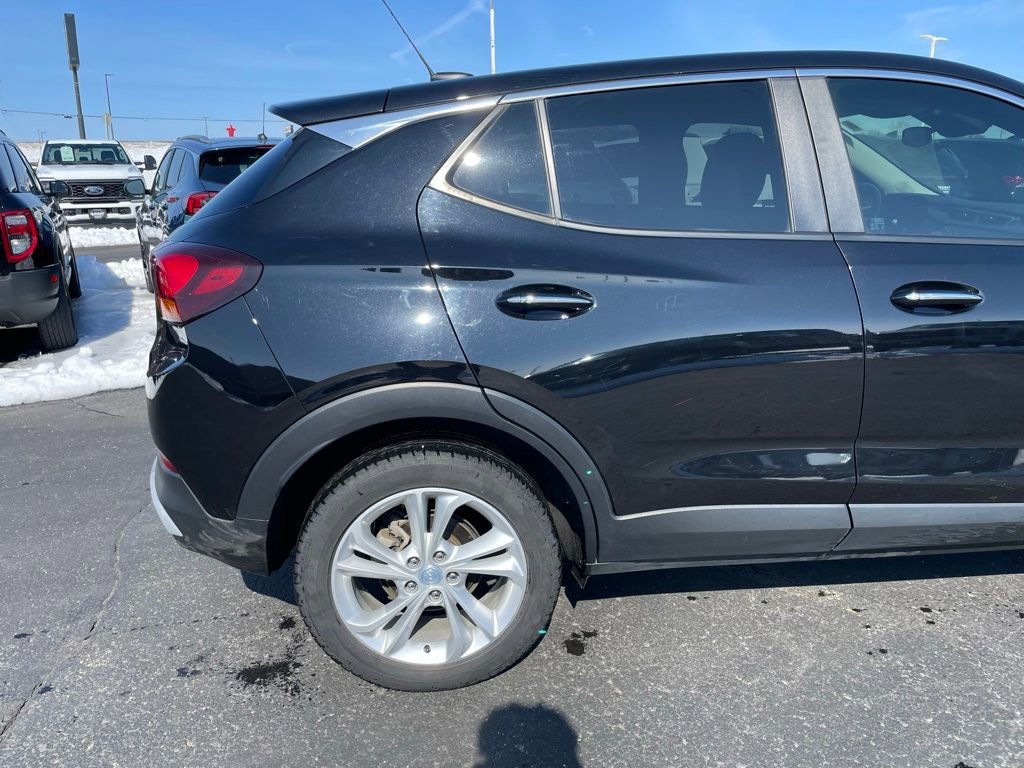 Used 2022 Buick Encore GX Preferred w/ Cold Weather Comfort Package AWD/4WD image 27